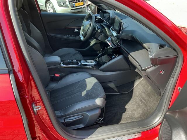 Peugeot 208 1.2 PURETECH GT PACK