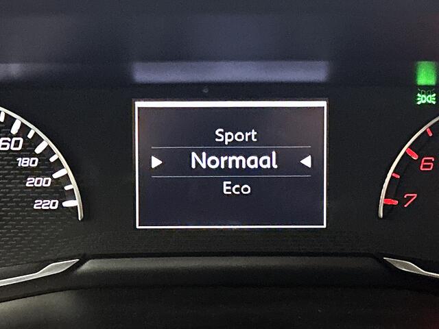 Peugeot 208 100 pk Automaat Allure Pack | Rijklaar | Keyless entry | Camera | Apple Carplay |