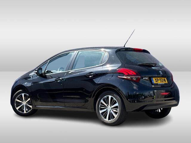 Peugeot 208 1.2 PureTech Allure / Distr.riem VV / Panoramadak / Camera / Navigatie / 16'' / Climate Control / Stoelverwarming / Cruise Control