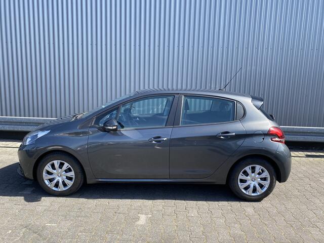 Peugeot 208 1.2 PureTech Active 140Dkm.NAP, A/C, Navi, CarPlay, CC, nw. APK - Inruil Mogelijk -