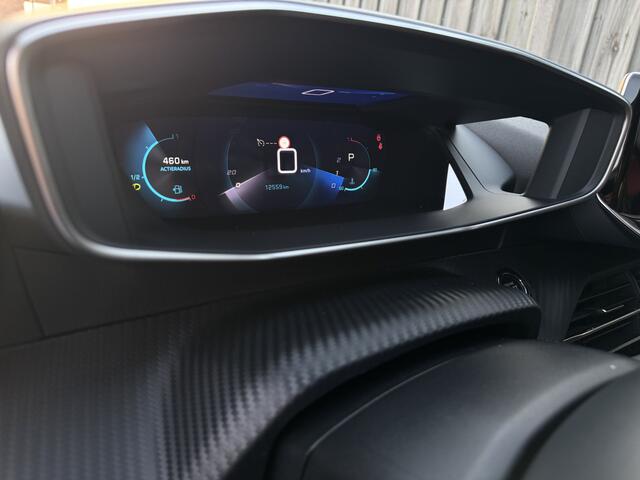 Peugeot 208 1.2 GT Aut VirtualCockpit Carplay Camera Navi Sportstoelen Led 17" Pdc GT-Line
