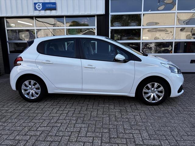 Peugeot 208 1.2 PureTech Blue Lion