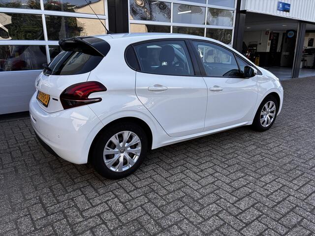 Peugeot 208 1.2 PureTech Blue Lion