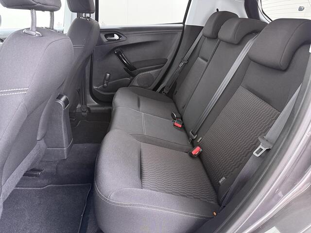 Peugeot 208 1.2 PureTech Blue Lease
