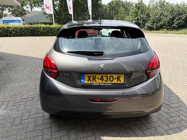 Peugeot 208 1.2 PureTech Blue Lease Allure