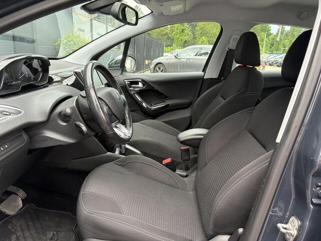 Peugeot 208 1.2 PureTech Allure 2e Eigenaar,110pk,Recent beurt gehad,Navi,Clima,Cruise,Pdc,N.A.P,Automaat,Apk tot 07-2027