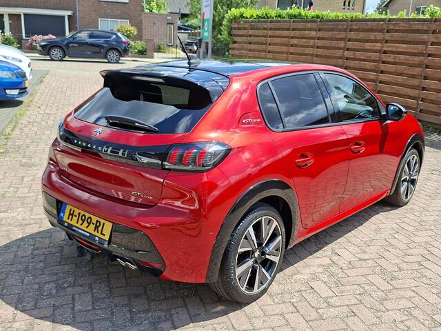 Peugeot 208 1.2 130PK GT-Line, automaat|pano|Trekhaak|camera