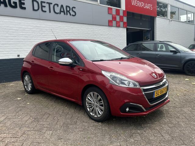 Peugeot 208 1.2 PT Blue Lease