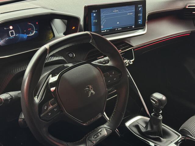 Peugeot 208 1.2 PureTech GT-Line | Sfeer verlichting | 3D Cockpit | Carplay | Camera