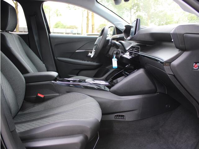 Peugeot 208 1.2 Hybrid 110 e-DCS6 Allure | Navi / Camera / Climate