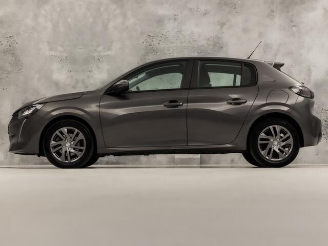 Peugeot 208 1.2 PureTech Sport 101Pk (APPLE CARPLAY, NAVIGATIE, CRUISE, PARKEERSENSOREN, SPORTSTOELEN, LM VELGEN, LANE ASSIST, NIEUWE APK, NIEUWSTAAT)