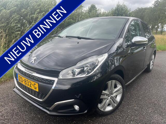 Peugeot 208 1.2 PureTech Signature