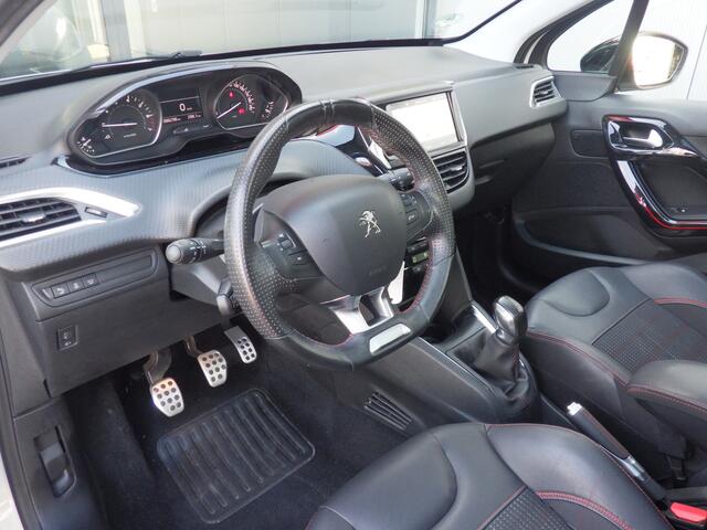Peugeot 208 1.2 GT-line, 1e EIG, Panodak, Cruise, Airco, PDC, JBL, NL/NAP!