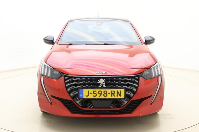 Peugeot 208 1.2 PureTech GT-Line | 100PK | Trekhaak | Achteruitrijcamera | Cruise control | Airco | Climate control | Interieurverlichting | Navigatie | Sportstuurwiel | DAB+