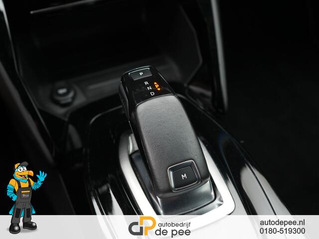Peugeot 208 1.2 PureTech GT-Line GARANTIE/AUTOMAAT/CARPLAY/PAN.DAK/DAB+/PDC V+A/CAMERA/TREKHAAK/LICHTMETAAL rijklaarprijs!