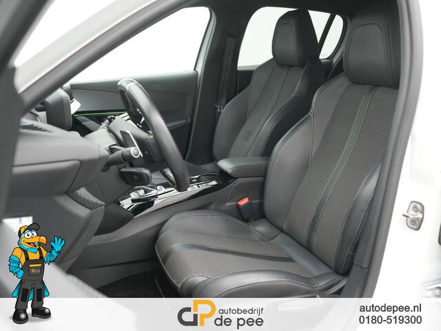 Peugeot 208 1.2 PureTech GT-Line GARANTIE/AUTOMAAT/CARPLAY/PAN.DAK/DAB+/PDC V+A/CAMERA/TREKHAAK/LICHTMETAAL rijklaarprijs!