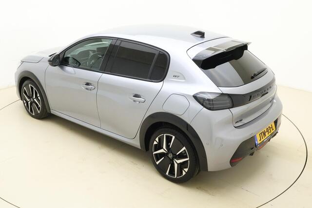 Peugeot 208 1.2 Hybrid 145 e-DCS6 GT | 17 Inch | Automaat | Achteruitrijcamera | Apple carplay | Voorstoelen verwarmd |