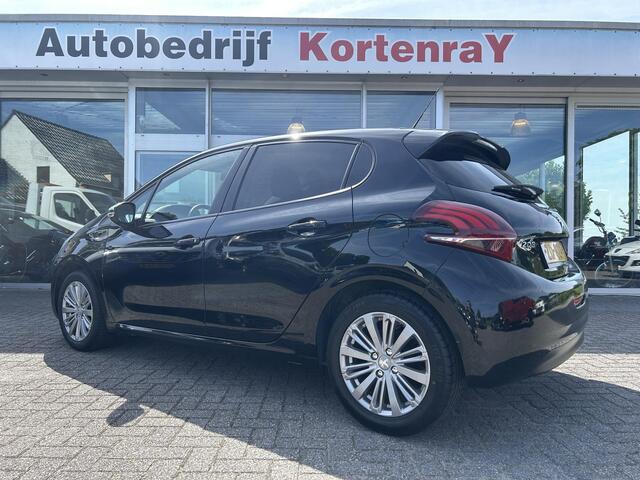 Peugeot 208 1.2 PureTech Signature 100% dealer/airco/cruise control/Carplay/parkeer sensor/TOP CONDITIE ZIE INFO