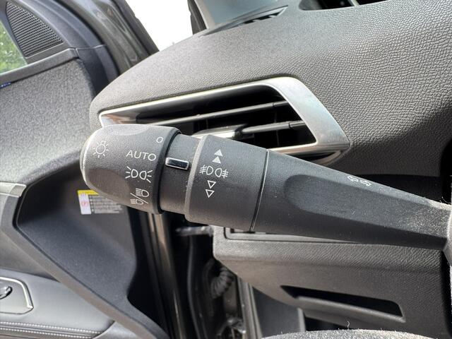 Peugeot 3008 1.2 PureTech Allure*Camera*Navigatie*EXPORT/ EX BPM*