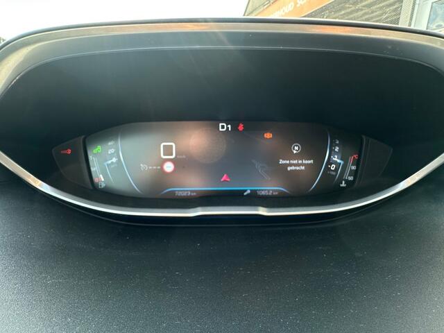 Peugeot 3008 1.2 PURETECH ALLURE