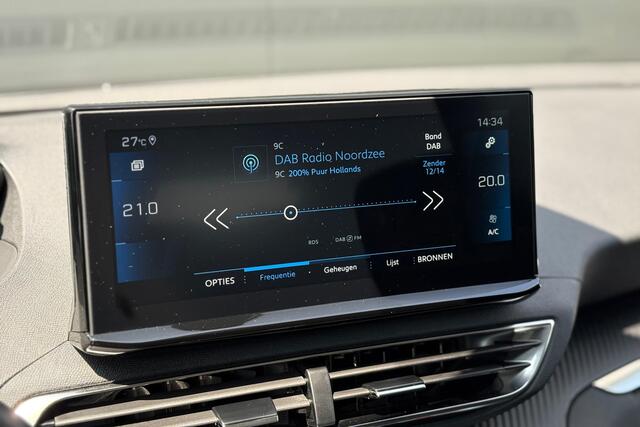 Peugeot 3008 1.2 PureTech Allure 130pk - Navi - LED - Camera - Lane - Carplay - Stoelverwarming - Rijklaar