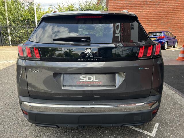 Peugeot 3008 1.6 HYbrid 225 Road Trip // KEYLESS // NAVI + CARPLAY // PDC V+A // CAMERA // HALF-LEDER // TREKHAAK!!
