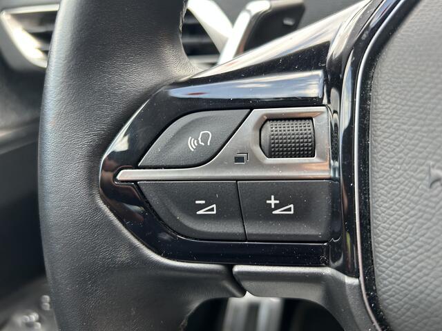 Peugeot 3008 1.6 HYbrid 225 Road Trip // KEYLESS // NAVI + CARPLAY // PDC V+A // CAMERA // HALF-LEDER // TREKHAAK!!