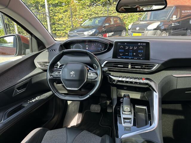 Peugeot 3008 1.2 PureTech Allure // NAVI + CARPLAY // PDC V+A // PANO/SCHUIFKANTELDAK // CAMERA // TREKHAAK!!
