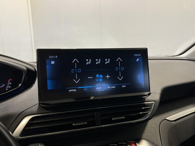 Peugeot 3008 1.2 Turbo Blue Lease Allure | Navigatie/Android/Apple Carplay | LM Velgen 18" | Cruise Control Adapatief | Voorstoelen Verwarmd | Airco | LED Koplampen |