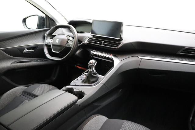 Peugeot 3008 1.2 PureTech Blue Lease Active 130 PK | Handgeschakeld | Trekhaak | Licht metalen velgen | Camera | Parkeersensor | Cruise Control | Navigtie | 1e eigenaar