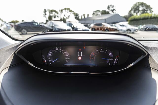 Peugeot 3008 1.2 PureTech Allure | Camera | Trekhaak | LED