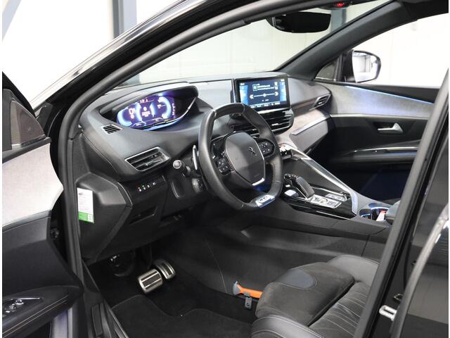 Peugeot 3008 225PK HYbrid GT | AUTOMAAT | AppleCarPlay/AndroidAuto | Navigatie | Alcantara | FOCAL | Adaptive Cruise Control | Keyless | Stoelverwarming | FULL LED | Camera | Virt.Cockpit | Isofix | Privacy Glass | Elektrische Klep |