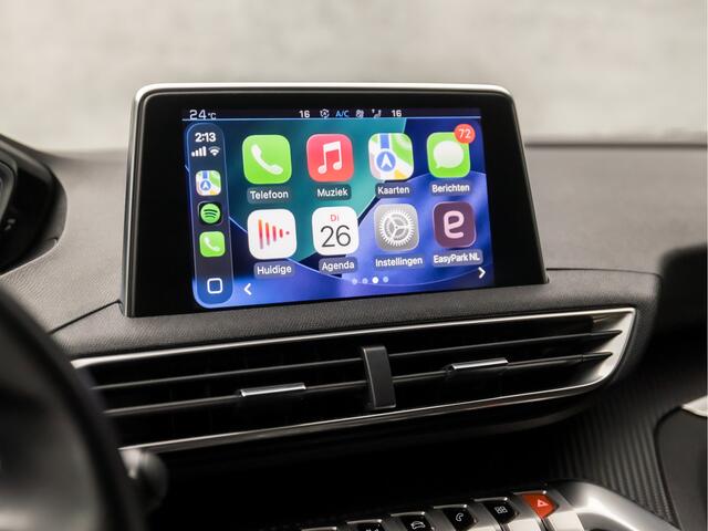 Peugeot 3008 1.2 PureTech Sport Automaat (APPLE CARPLAY, GROOT NAVI, STOELVERWARMING, 360 CAMERA, SPORTSTOELEN, GETINT GLAS, LANE ASSIST, CRUISE, NIEUWSTAAT)