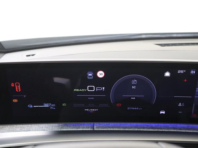 Peugeot 3008 e-3008 GT 73 kWh | Lederpakket | Trekhaak | Stoel en Stuurverwarming |