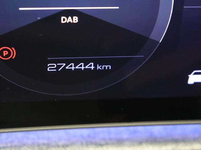 Peugeot 3008 e-3008 GT 73 kWh | Lederpakket | Trekhaak | Stoel en Stuurverwarming |