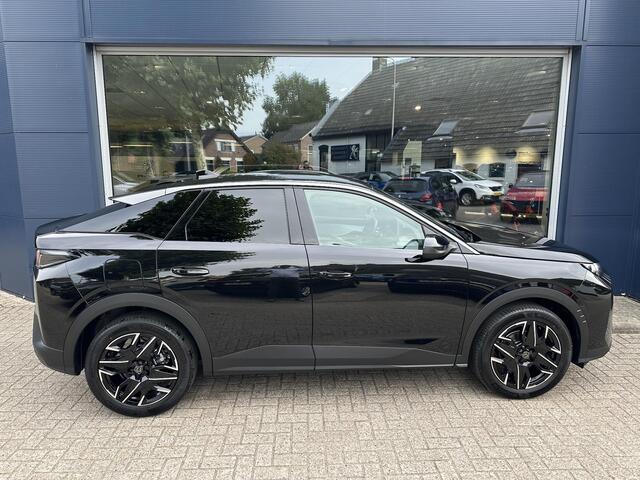Peugeot 3008 1.2 Hybrid Automaat 145pk Allure | 2025 Demonstratieauto | Trekhaak Afneembaar 1200 KG | Navigatie via Telefoon | Keyless Entry | AGR Stoel met Stoelverwarming | Camera | Climate Control | LED Verlichting | Cruise Control | Parkeersensoren | 19" Lichtmeta