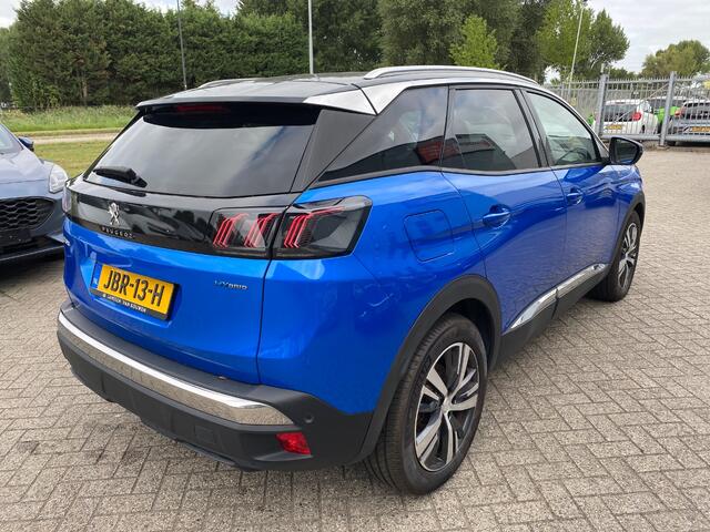 Peugeot 3008 1.6 HYbrid 225 Road Trip | Camera | Stoelverwarming | Navi | Info 0492-588988