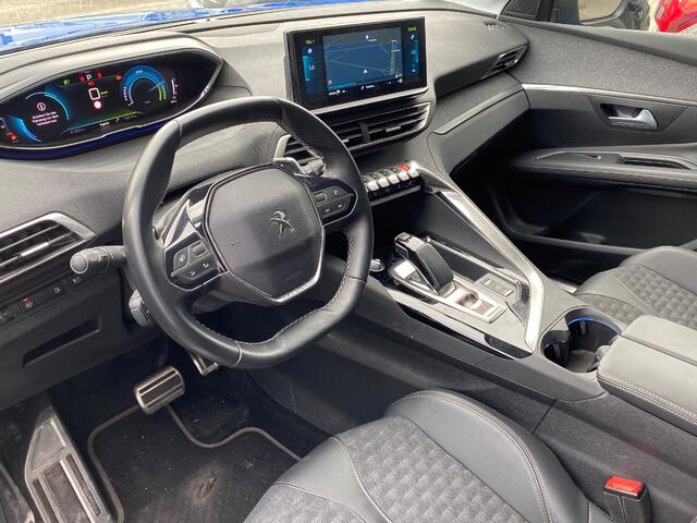 Peugeot 3008 1.6 HYbrid 225 Road Trip | Camera | Stoelverwarming | Navi | Info 0492-588988