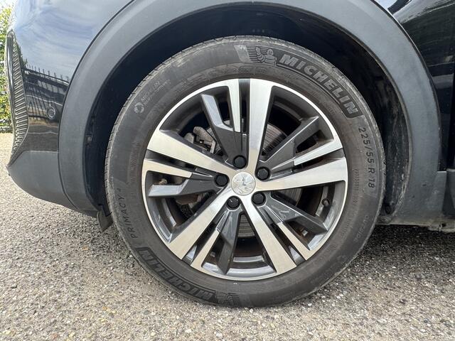 Peugeot 3008 1.6 HYbrid 225 Allure // NAVI // CLIMA // CRUISE // STOELVERWARMING // DAB RADIO //
