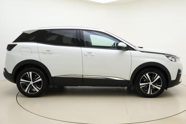 Peugeot 3008 1.2 PureTech Crossway 130 Pk |"Navigatie | Camera | Climate control | Lichtmetalen velgen | Extra getint glas | Stoelverwarming |