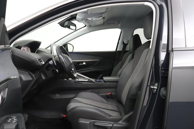 Peugeot 3008 1.2T 131 PK Aut. Premium Camera Half-Leder 19'LMV Carplay LED