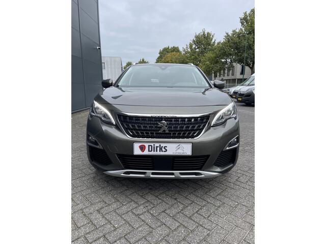 Peugeot 3008 180pk Allure Pack (Trekhaak - Leder - 360gr Camera - 19"- Navigatie - Automatische Airco - Apple Carplay)