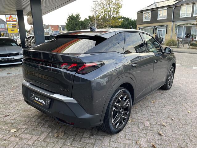 Peugeot 3008 1.2 Hybrid 145 GT Automaat/Stoelverwarming/Camera.