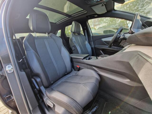 Peugeot 3008 1.6 HYbrid4 300 GT | Airco & Cruise Control | Navigatie | PanoramaDak | Achteruit Rijd Camera |