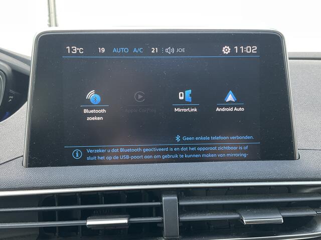 Peugeot 3008 1.2 PureTech Allure Trekhaak Cruise PDC Carplay Digitaal Clima Hoogzitter!