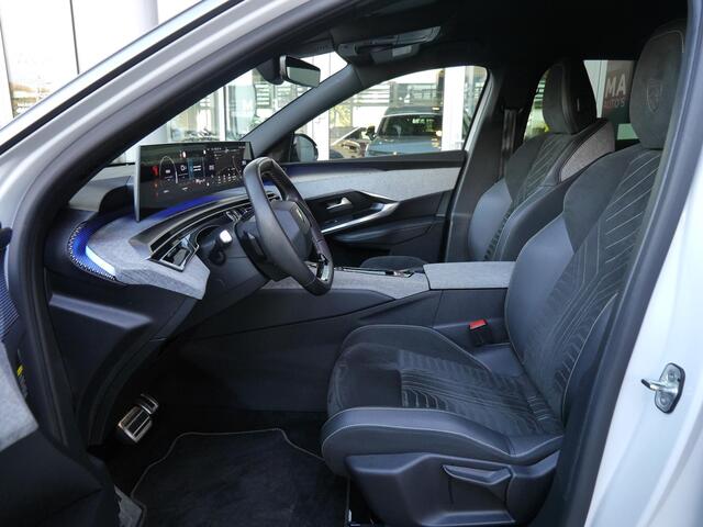 Peugeot 3008 1.2 Hybrid 136 GT | Stoel en stuurverwarming | Rondom Camera | Adaptive cruise control | Automaat | Keyless entry en start | Full led | Navigatie