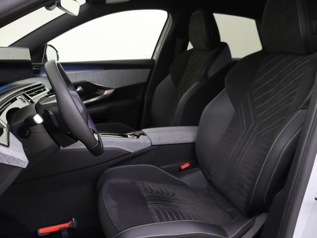 Peugeot 3008 1.2 Hybrid 136PK GT |