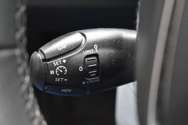 Peugeot 3008 1.5 BlueHDi Blue Lease Premium