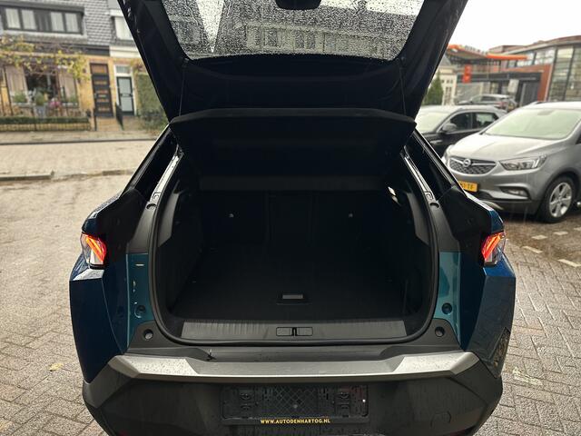 Peugeot 3008 1.2 Hybrid 145 GT Automaat/Stoel verwarming/Camera.
