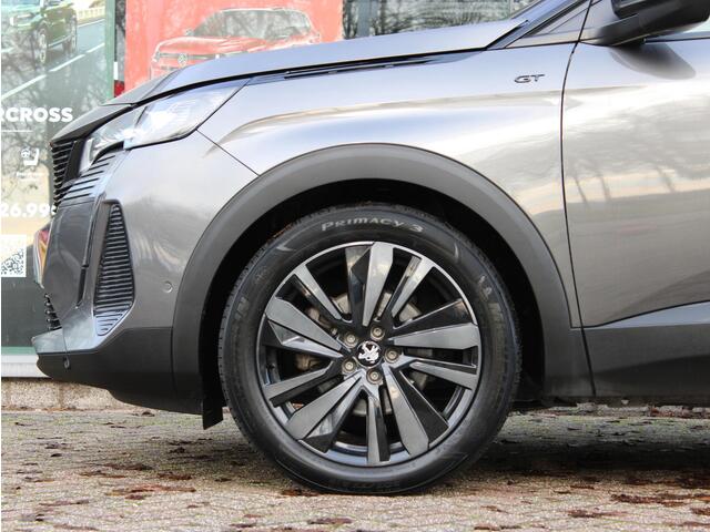 Peugeot 3008 1.2 PureTech GT | Automaat | Black Pack / Camera / Stoelverw. / Navi / Adapt. Cruise
